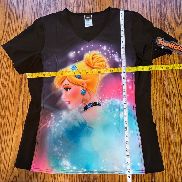 *SOLD*TOONIFORMS DISNEY Cinderella Dream Black V-Neck Scrub Top Shirt Medium NWT - Picture 9 of 9